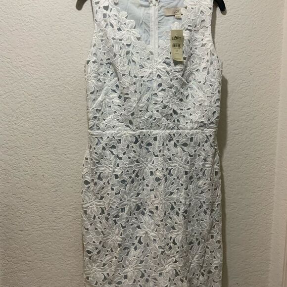 New LOFT White Floral Lace Overlay V-Neck Dress Size 0P $118 - Picture 2 of 8